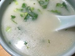 -洪氏嗨捞·广东猪肚鸡·椰子鸡火锅(西咸万象城店)
