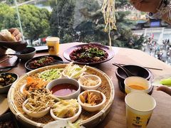 -包整·丝娃娃(甲秀楼景观店)