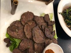 -河畔春天时尚餐厅