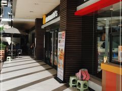 门面-麦当劳(宜安广场店)
