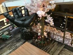 -layback cafe & bar