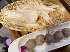 -辣莊重庆老火锅(威海高铁站韩乐坊店)