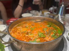 -野山舂·贵州现舂酸汤牛肉(民生路店)