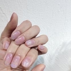 -花岐款式专研健康美甲沙龙