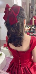-贺贺新娘造型婚纱店