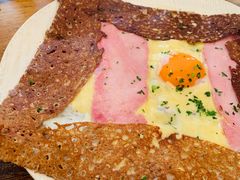 火腿芝士鸡蛋可丽饼-RAC BAR(安福路店)