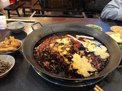 -星鸿社重庆老火锅(燃灯寺分店)