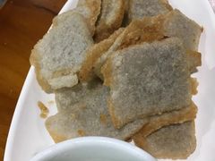 烧饼夹带鱼-生活本该如此北京小馆(周庄嘉园店)
