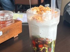 八宝冰-大头虾越式风味餐厅(光明广场店)