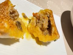 蟹粉生煎-成隆行·蟹王府(九江路店)