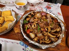 铁板墨鱼仔-馬蘭花開(车站大道店)