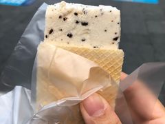 -詹爷爷乌节路街头冰淇淋