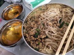 -正宗杨记普洱酸醋米线(总店)