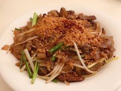 -新大咀港式茶餐厅(宝山万达店)