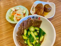 -顺溜·手工刀削面·黑金店(铜锣湾店)