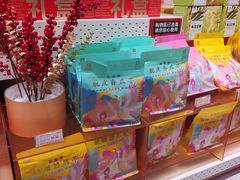 -良品铺子(南京龙蟠汇店)