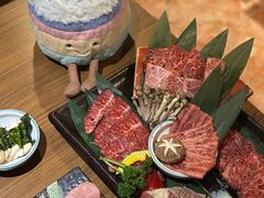 -炼火烤肉店