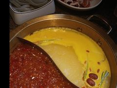 -小天鹅火锅·一线江景洪鼎旗舰店(洪崖洞店)