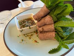 薄荷牛肉卷-云腾食府·云南菜