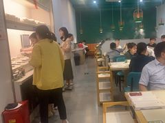 -浪里寻·臻牛养生牛肉火锅(方圆荟店)