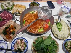 -王奋斗贵州酸汤牛肉火锅