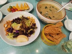 -鹊华居·地道鲁菜·海鲜·融合味(大明湖店)