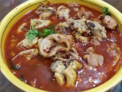 肥肠鸡块-抹直口特色菜馆(一店)