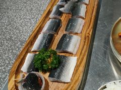 活鳗鱼-本炙炭烤·蒲烧活鳗料理店(金沙洲店)