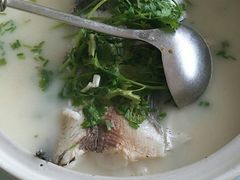 -天乐农家鱼头王(天目湖店)