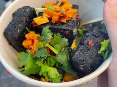 -黑色经典臭豆腐·湖南特产(步行街店)