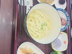 -百年老字号·观振兴蟹黄面·三虾面·苏式面(观前街富仁坊巷店)