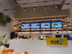 -新华里咖啡书吧(新华书店小寨店)