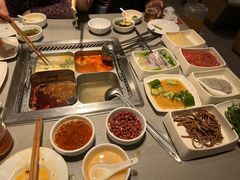 -海底捞火锅(海宁路店)