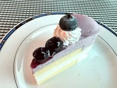 -亚洲国际大酒店·云顶阁旋转自助餐厅