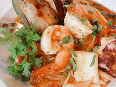 -Chom Cafe and Restaurant