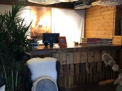 -乌托邦轰趴日租聚会别墅(先生的院子店)