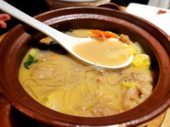 京城酥肉锅-四季民福烤鸭店(西单华威约饭街店)