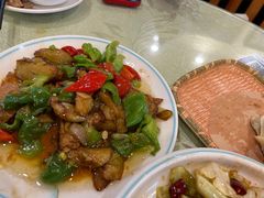 -鹤乡东北菜(崮山路店)