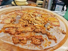 -老渔家·白族·石板烧·野生菌火锅(古城中心店)