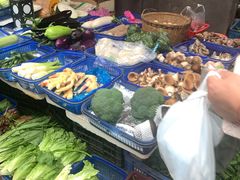 自助取餐区-南门口湘军剁辣椒老店(老长沙第一品牌店)