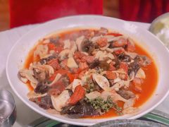 地木耳藏香猪-南渝食府.石锅鸡(尚城花园店)