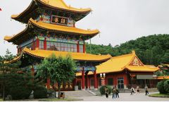 -六鼎山文化旅游区