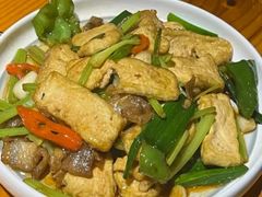 -九道菜有鸡鱼头(石鼓路店)