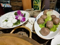 撒尿牛丸-小龙坎火锅(全球总店)
