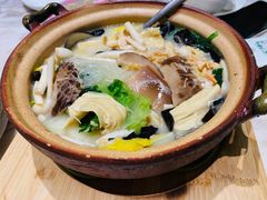 -香港百合居(LCM置汇旭辉广场店)