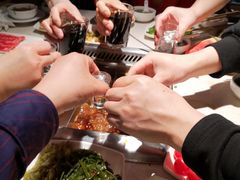 -海底捞火锅鲜切牛肉主题店(长寿路店)