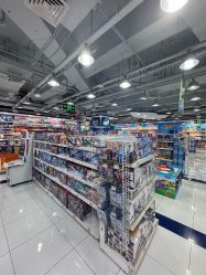 -玩具反斗城(正大广场店)