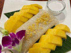 -Dang restaurant (patong phuket)