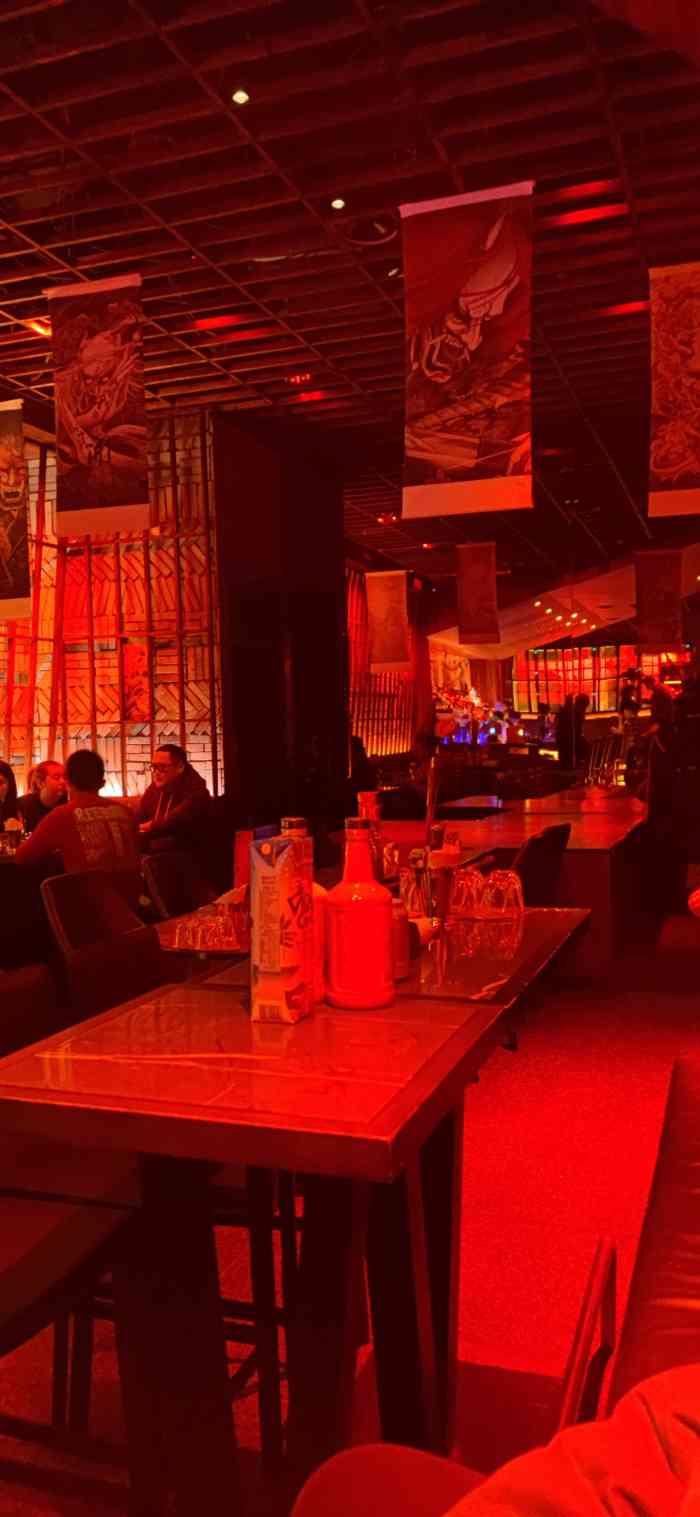 百鬼夜行-"一直在搜罗贵阳的各种小众酒吧,百鬼夜行想.
