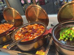 -四囍码头海鲜烧烤自助火锅(外滩南京东路悦荟广场店)